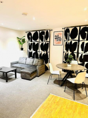 Modern 2 bedroom Flat in Balham